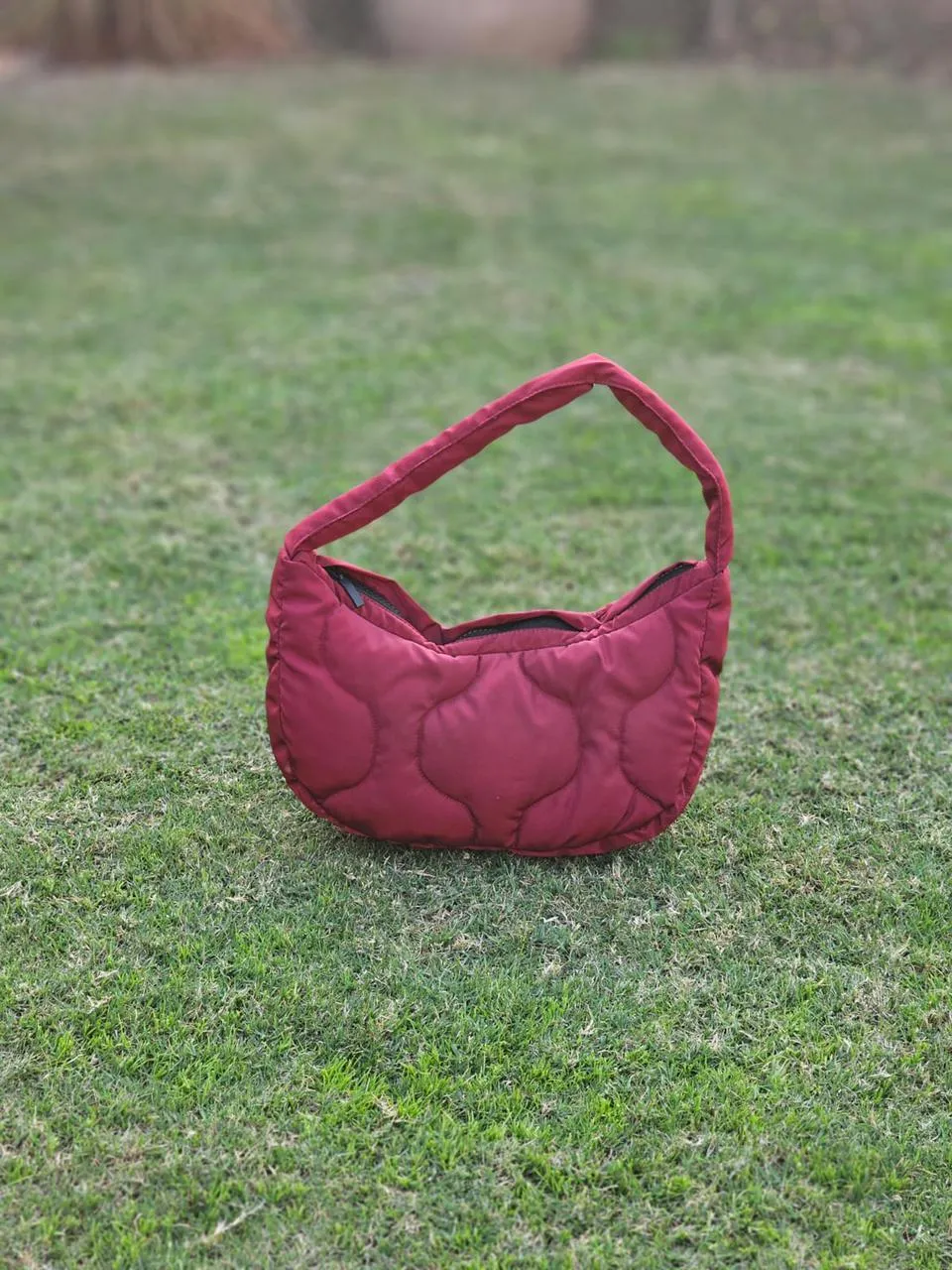 Quilted Puffer Hobo Bag Handbag for Outdoor Travel - Wine