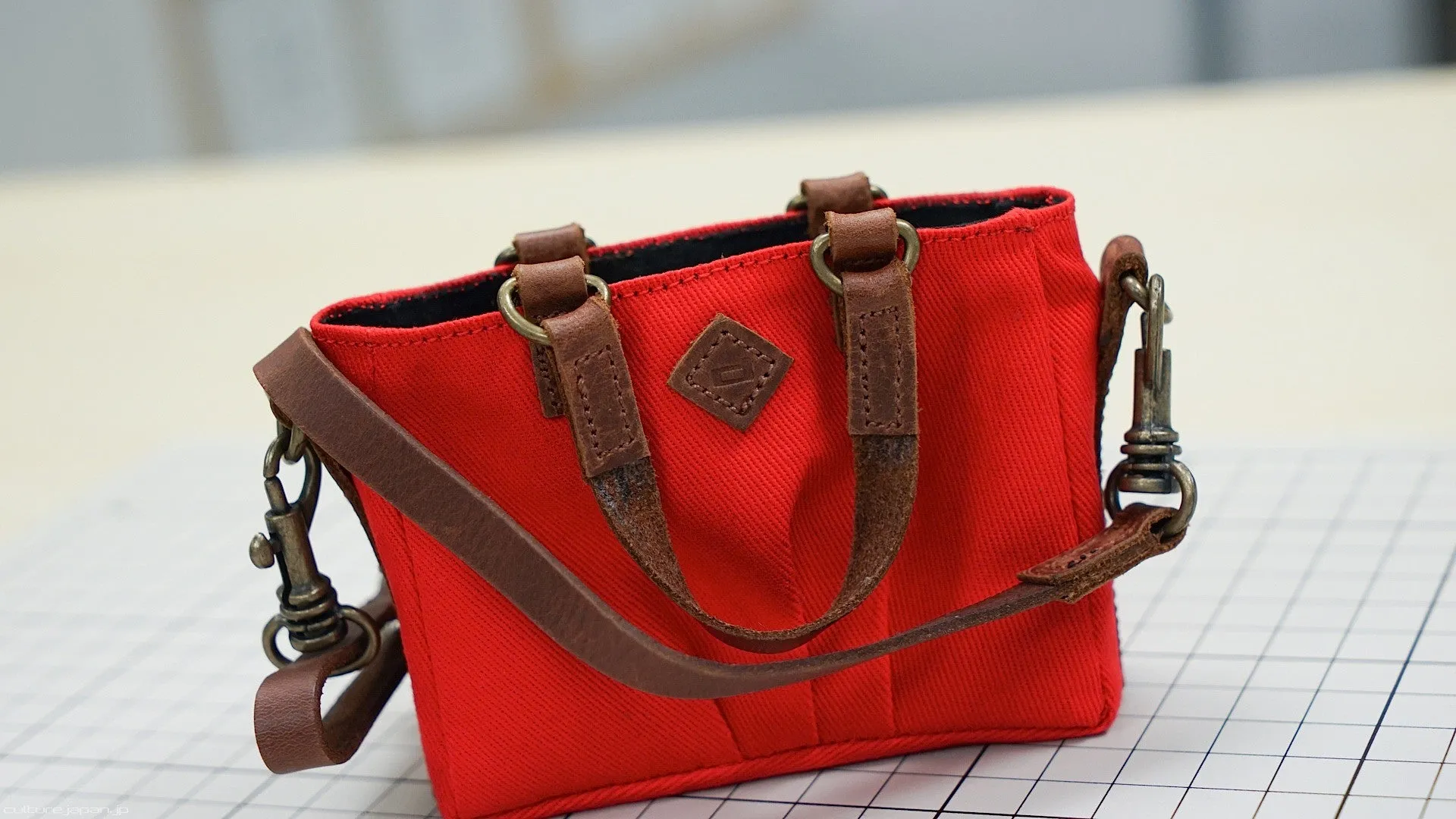 Satchel Bag (red)