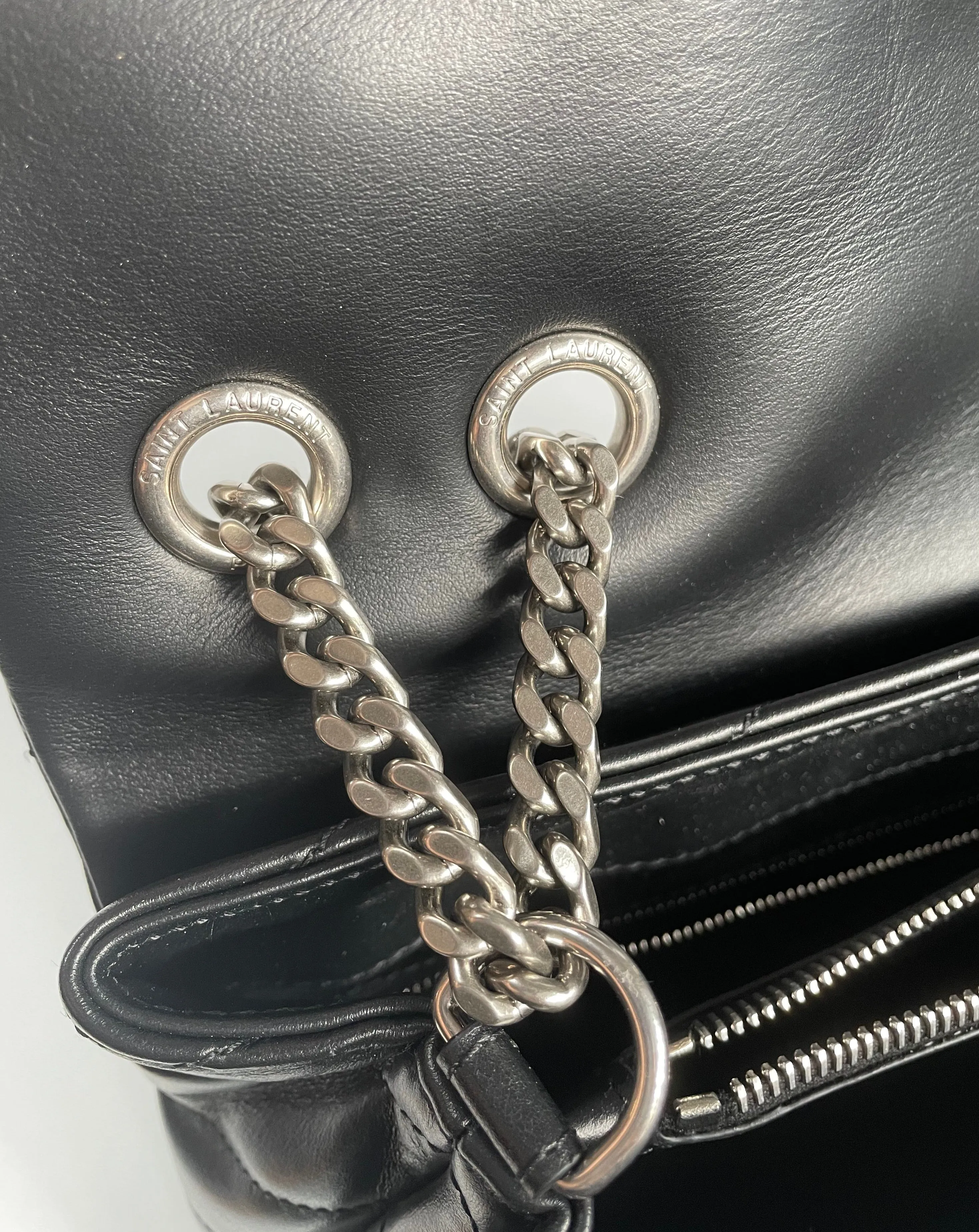 YSL | LOULOU MEDIUM CHAIN BAG | BLACK