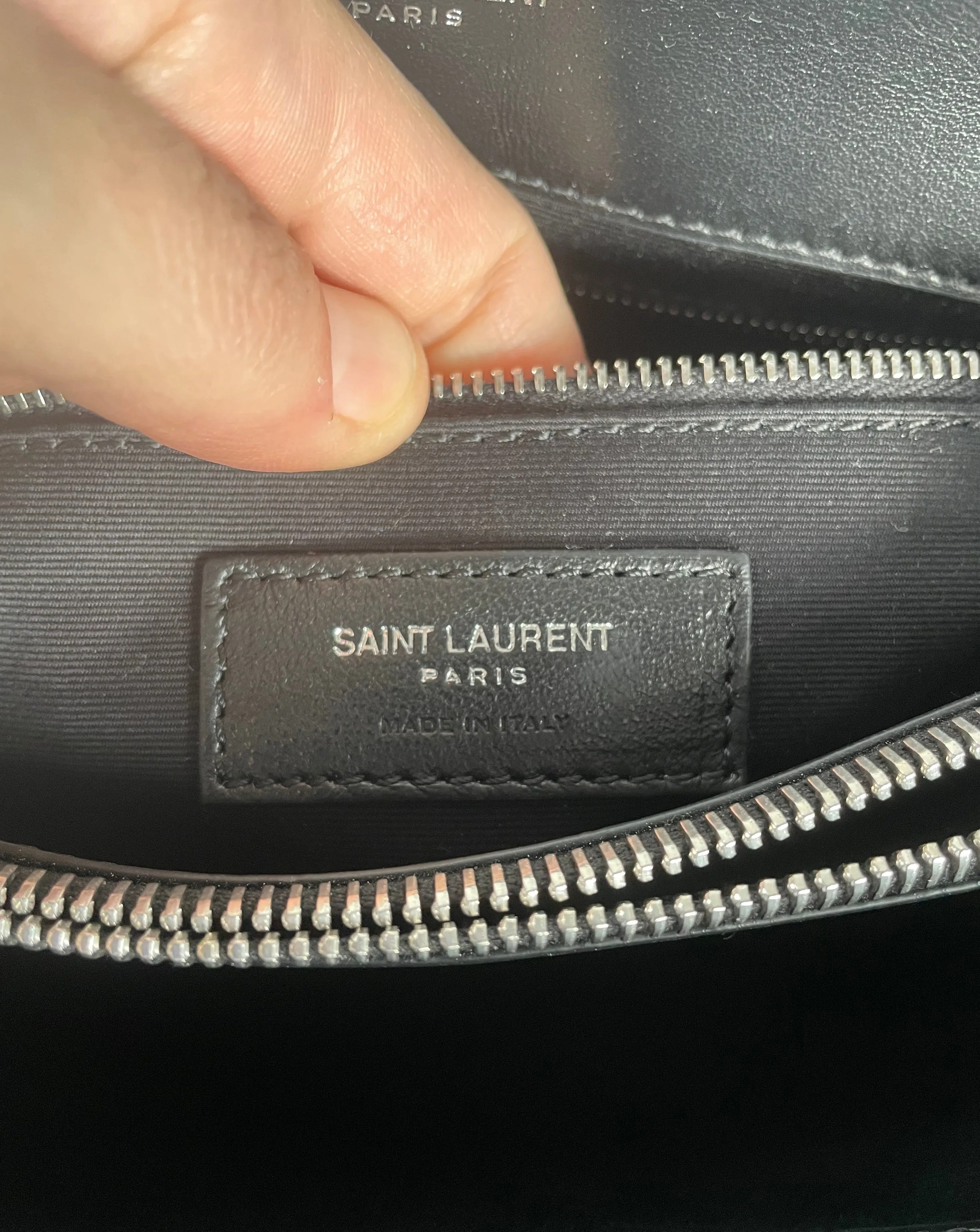 YSL | LOULOU MEDIUM CHAIN BAG | BLACK